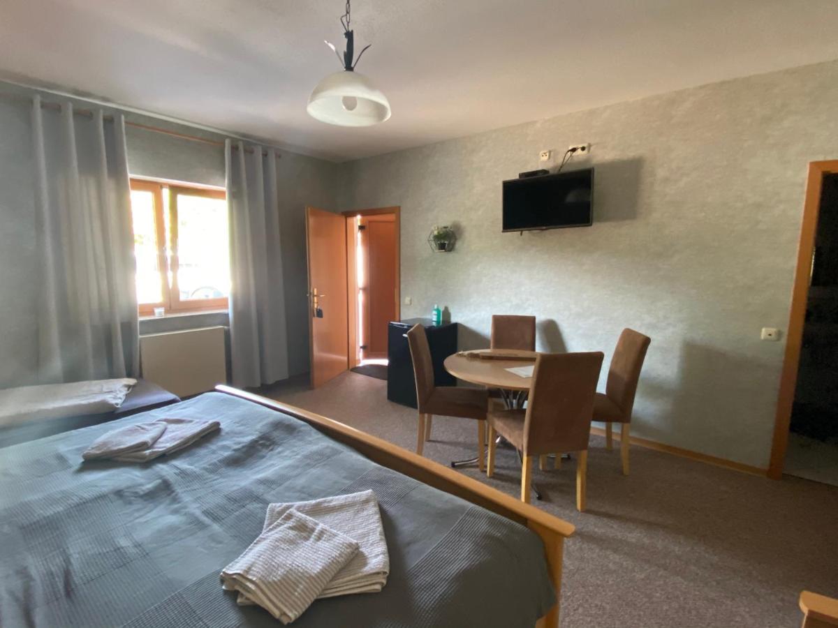 Rooms4Ring Privatzimmer Am Nurburgring Quiddelbach Exterior photo