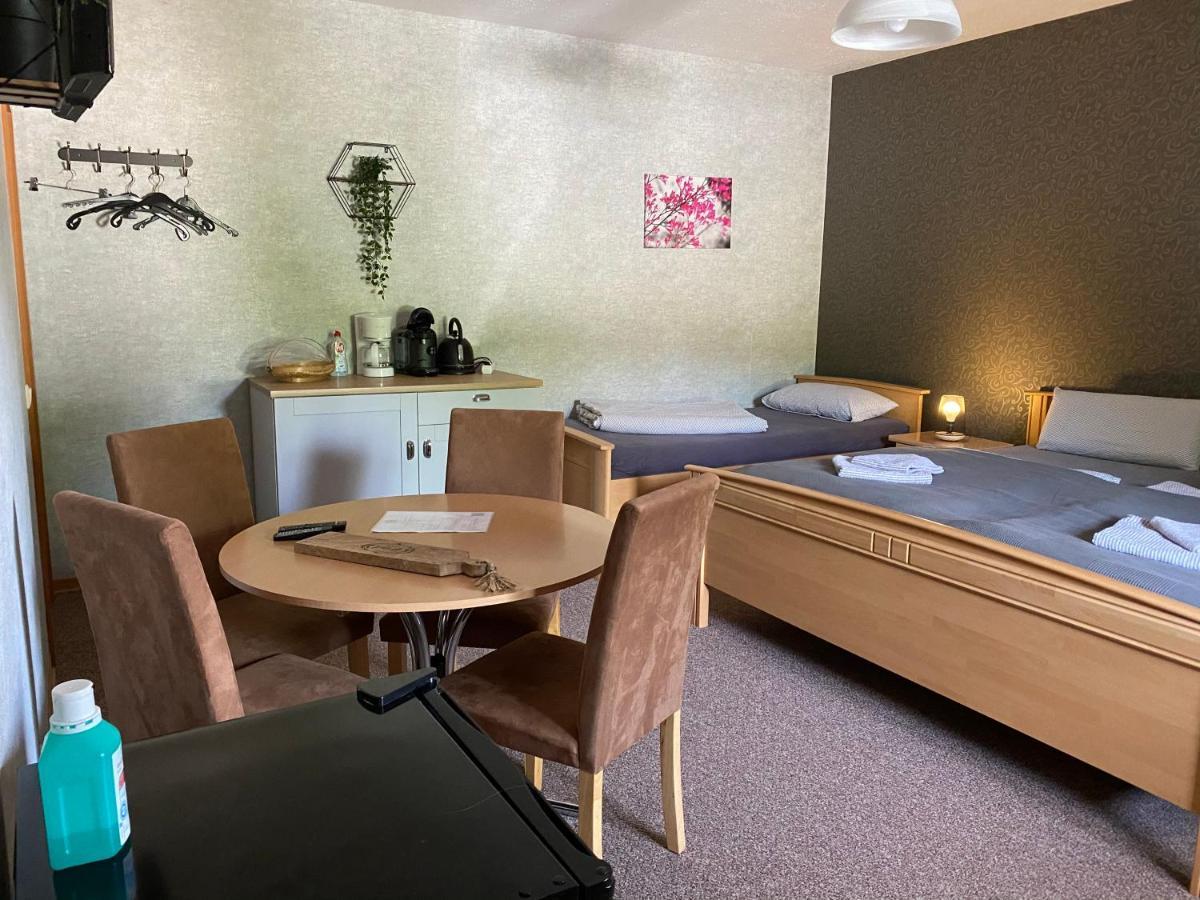 Rooms4Ring Privatzimmer Am Nurburgring Quiddelbach Exterior photo